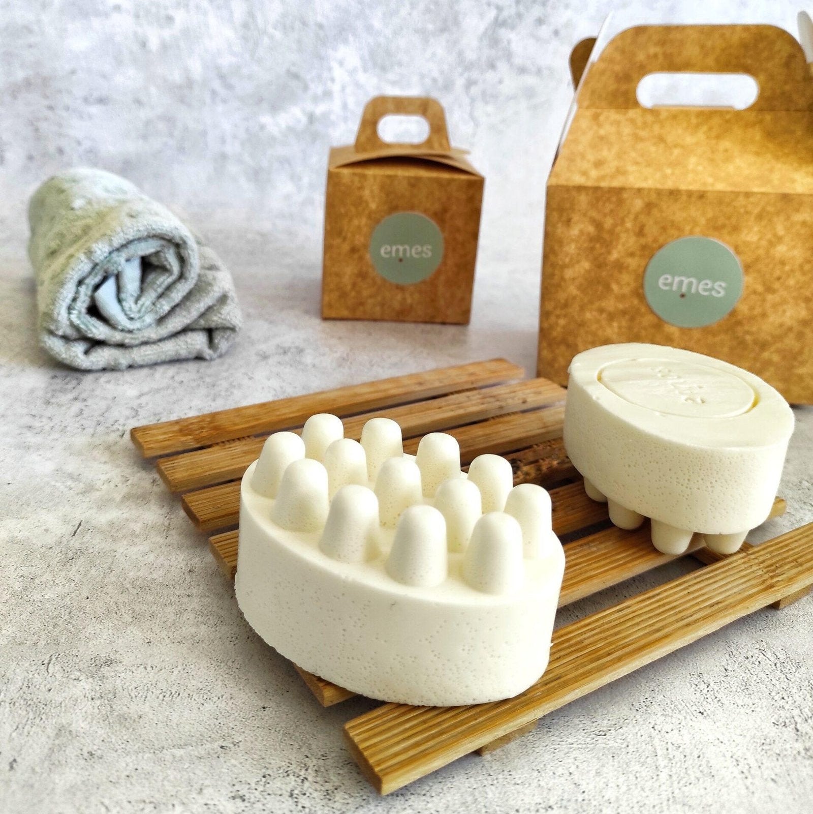 Jabón vegano para piel y bombachas absorbentes – Lavanda o Naranja Especiada