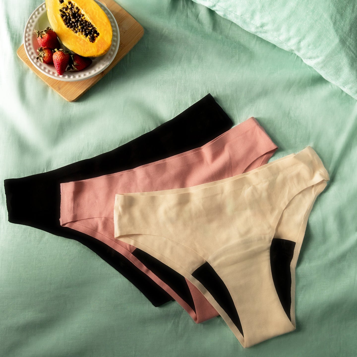 Vedetina menstrual absorbente sin costura tiro medio negra, arena, rosa viejo | emes