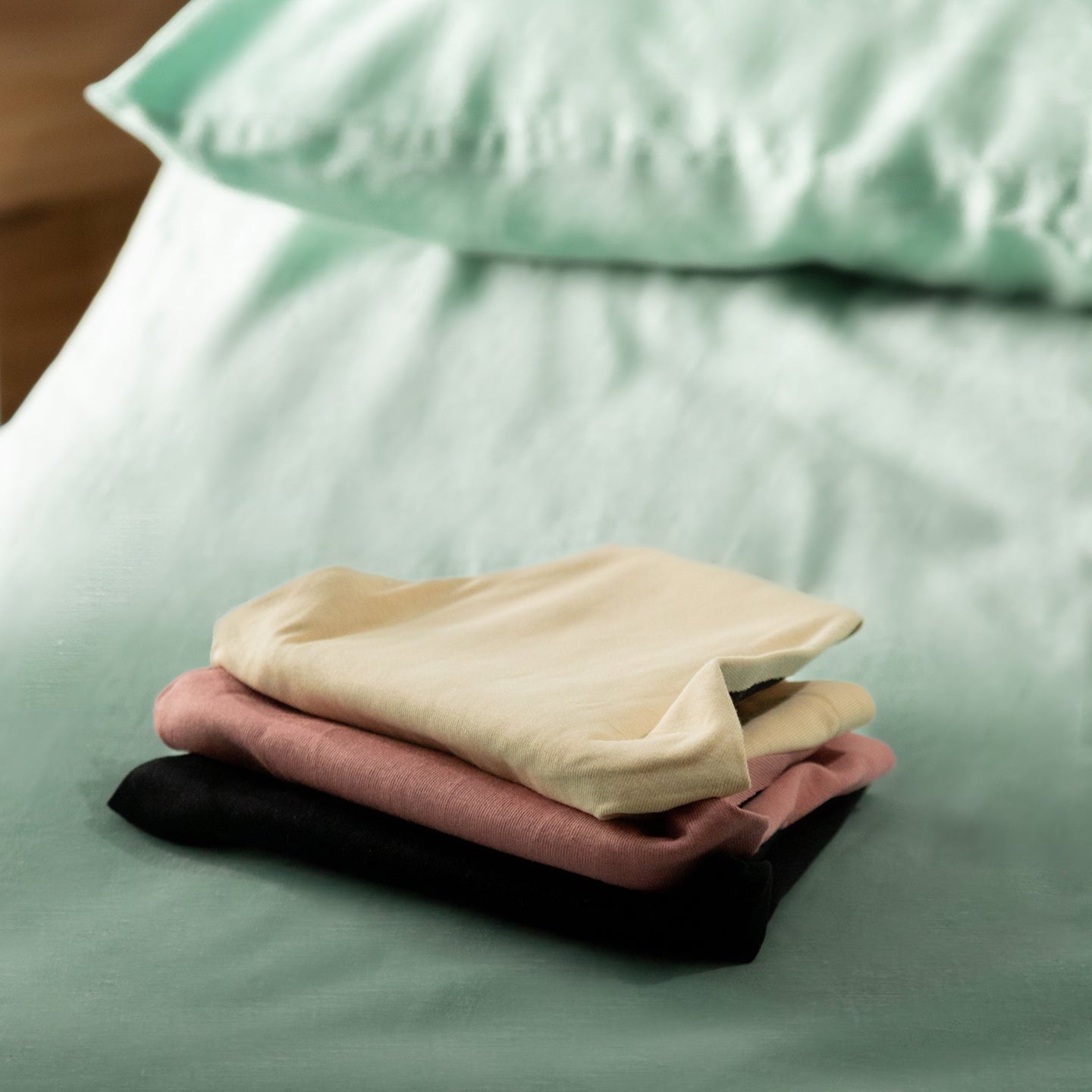 Vedetina menstrual absorbente sin costura tiro medio negra, arena, rosa viejo | emes