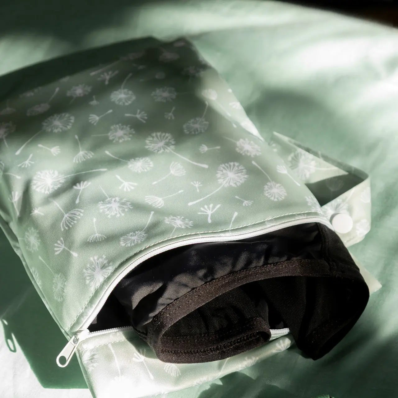 Neceser impermeable para bombachas menstruales emes Diente de León