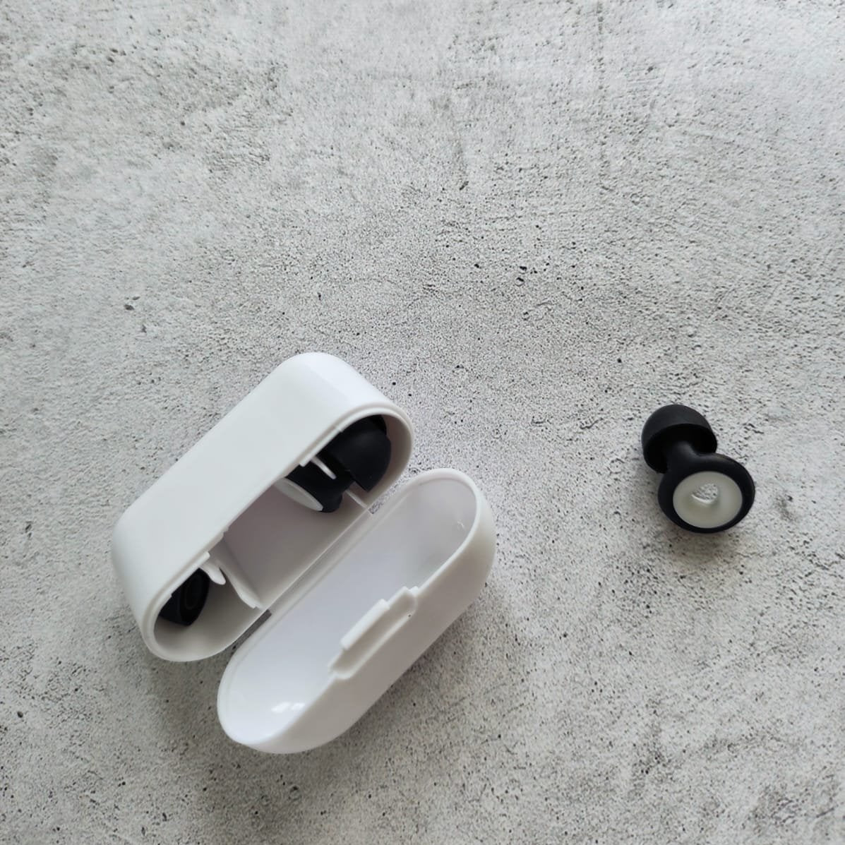 Tapones canceladores de ruido emes - varios colores
